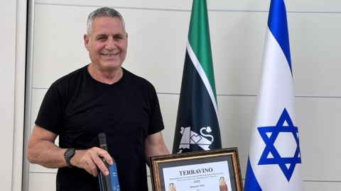 אוריאל הררי, יקב שריגים.jpeg